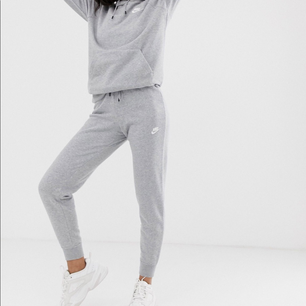 Nike joggers